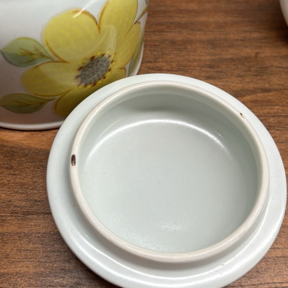 Royal Doulton 1973 Lambeth Stoneware Summer Days Covered Sugar Dish And Creamer - Picture 9 of 16